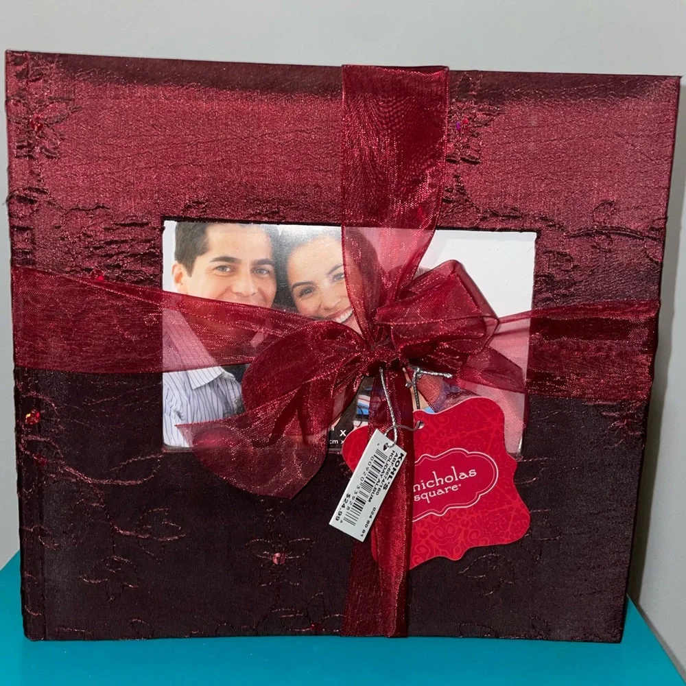 🍷NWT Kohl's Burgundy Fabric Photo Albums